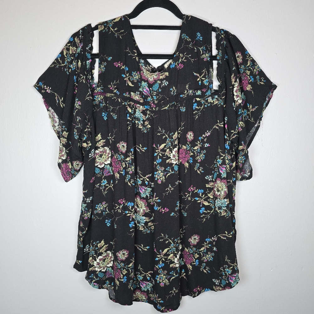 Eyeshadow Women's Floral Cold-Shoulder Boho Fairy Ruffle Peasant Top Whimsigoth
